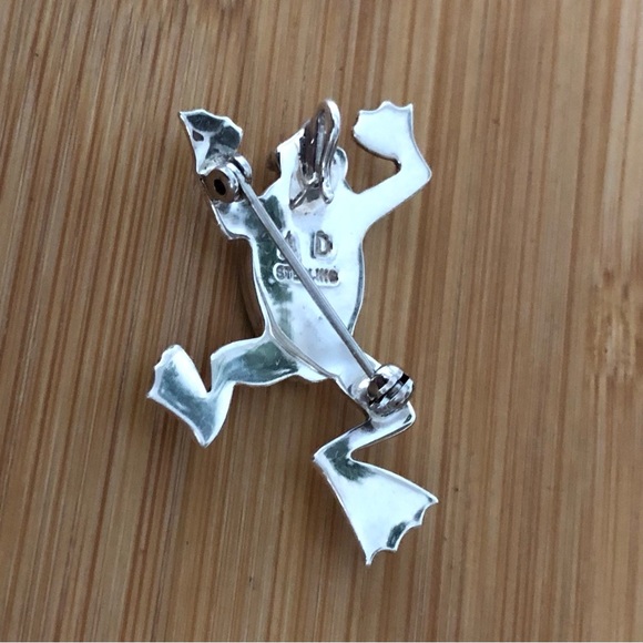 $42  Designer Estate Brooch or Pendant   Sterling Silver  Marked AD STERLING - Picture 5 of 6